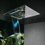 Hotbath Mate Deszczownica podtynkowa z wylewką kaskadową z dyszami mgiełkowymi 48x63 cm z oświetleniem LED Chrome M190.CR