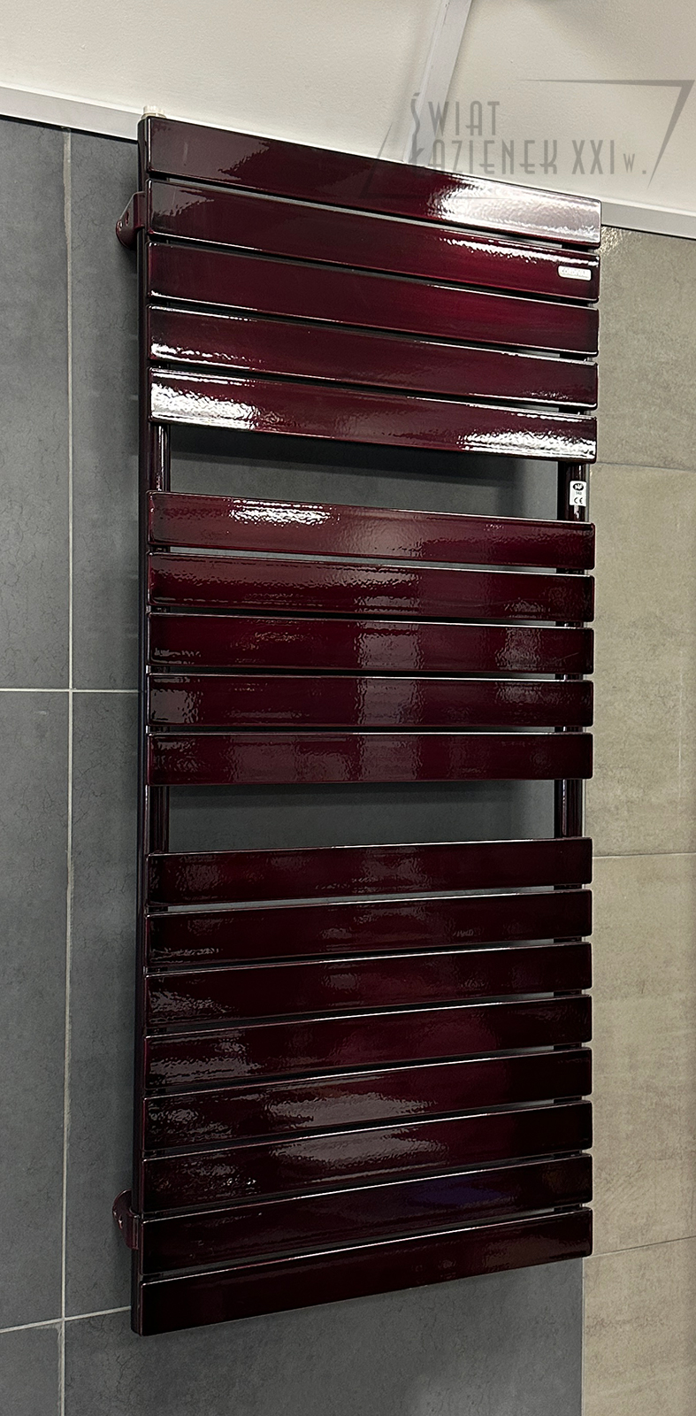 Cordivari DORY grzejnik łazienkowy 78x40 F19 bordowy 3551426100.211-F19 W MAGAZYNIE!!