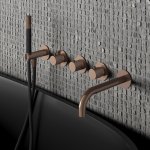 Hotbath Cobber Bateria wannowo-natryskowa termostatyczna podtynkowa z 2 zaworami i zestawem natryskowym oraz wylewką- element zewnętrzny Brushed Copper PVD CB7172.BCP