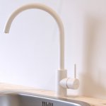 Hotbath Cobber Bateria zlewozmywakowa jednouchwytowa Matt White CB040.WH