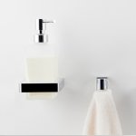 STEINBERG SERIA 420 Dozownik do mydła w płynie ścienny Biały/Chrom 420.8001 / 4208001