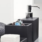 STEINBERG SERIA 460 Dozownik do mydła w płynie ścienny Czarny mat/Chrom 460.8002 / 4608002