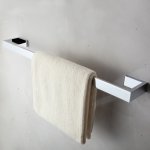 STEINBERG SERIA 460 Wieszak ścienny na ręcznik 450 mm Chrom 460.2645 / 4602645